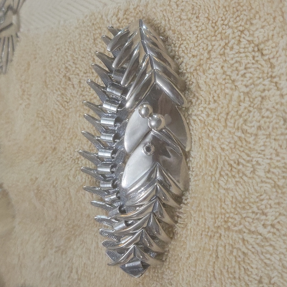 Silver 925 Fish scale bones bracelet.
